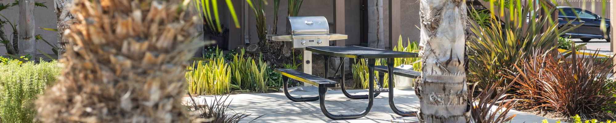 Amenities | Bay Breeze Apartments in Costa Mesa, California