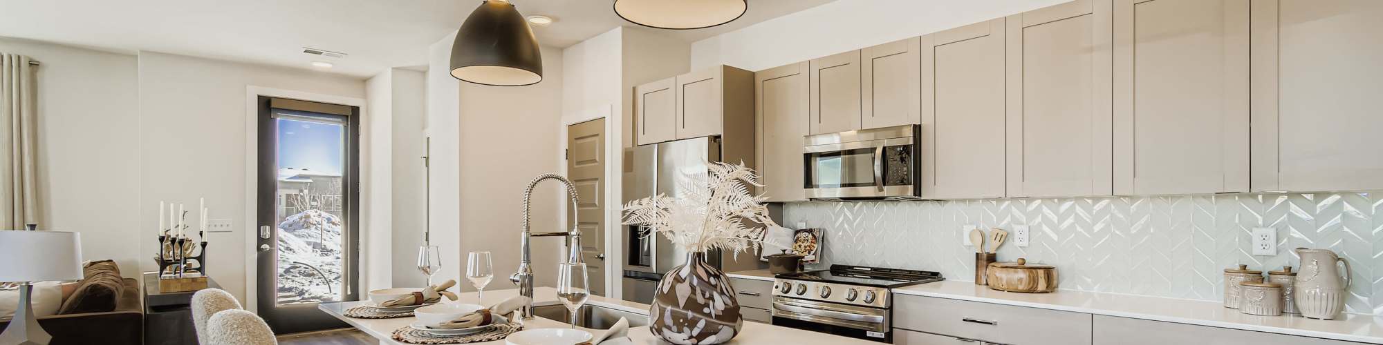 Schedule a Tour for-rent homes | Union at the Park in Denver, Colorado