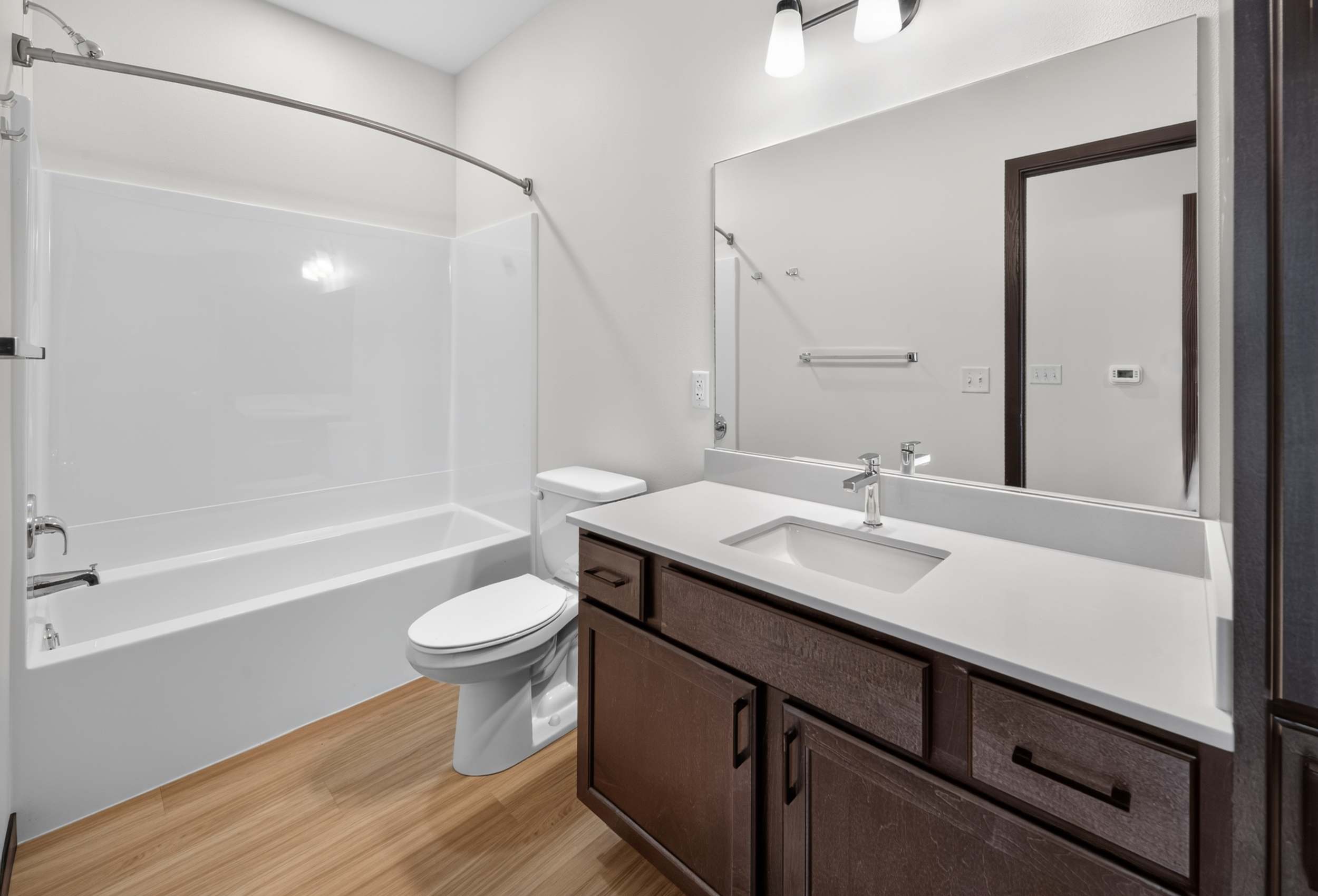 Floorplan H bathroom