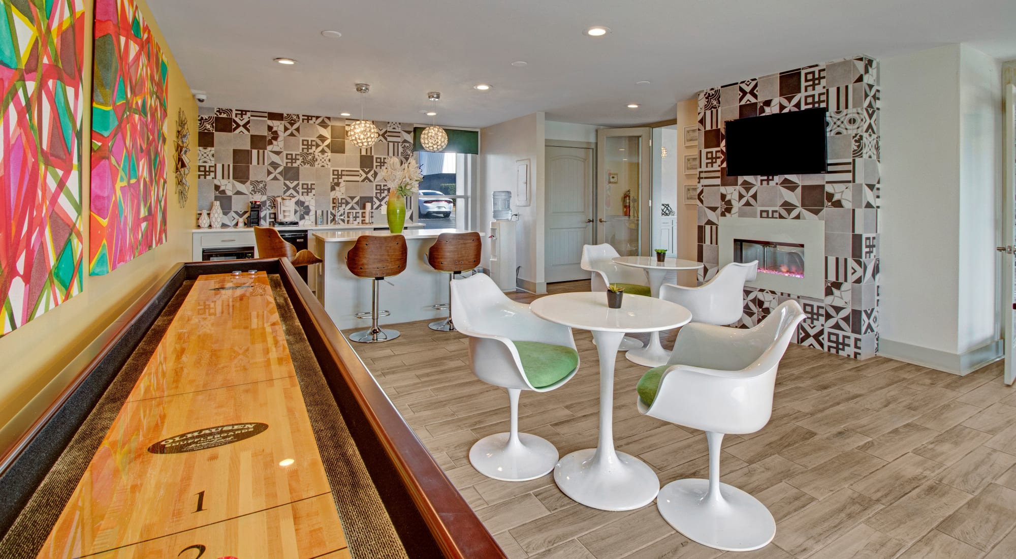 Schedule your tour of The Highland on Briley in Nashville, Tennessee