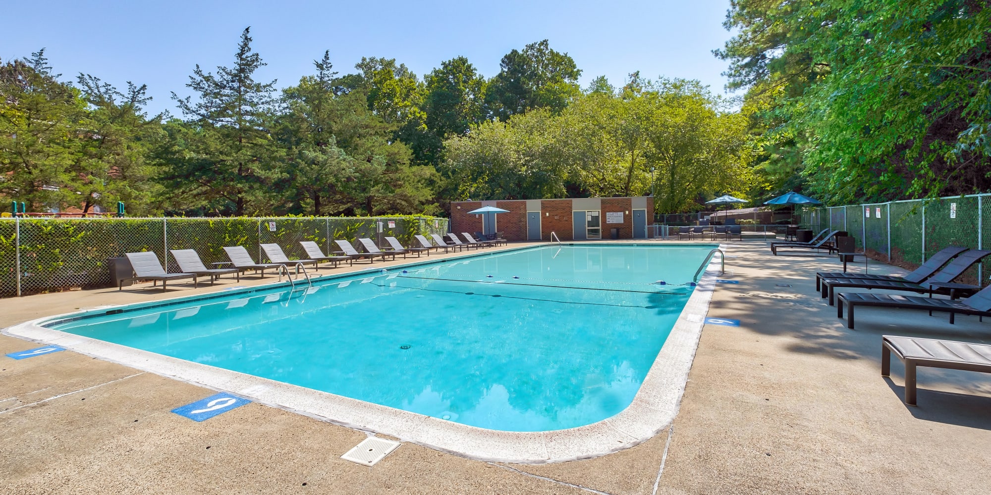 Parkway Apartments Apartments in Williamsburg, Virginia