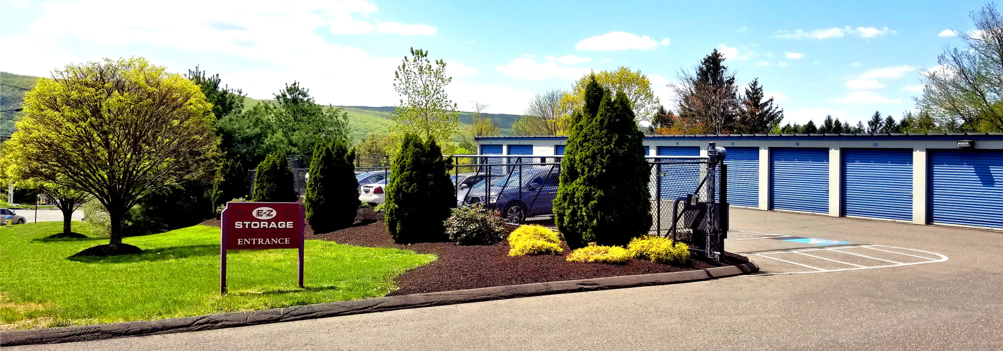 self storage units southington