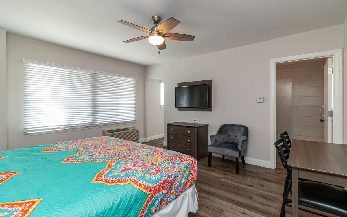 Bedroom at Iwood I in Inglewood, California