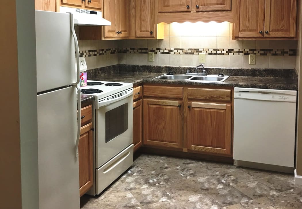 Kitchen's custom cabinetry at Willow Run in Clinton, Tennessee