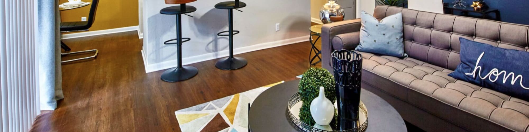 Qualifications | South Pointe in Dallas, Texas 