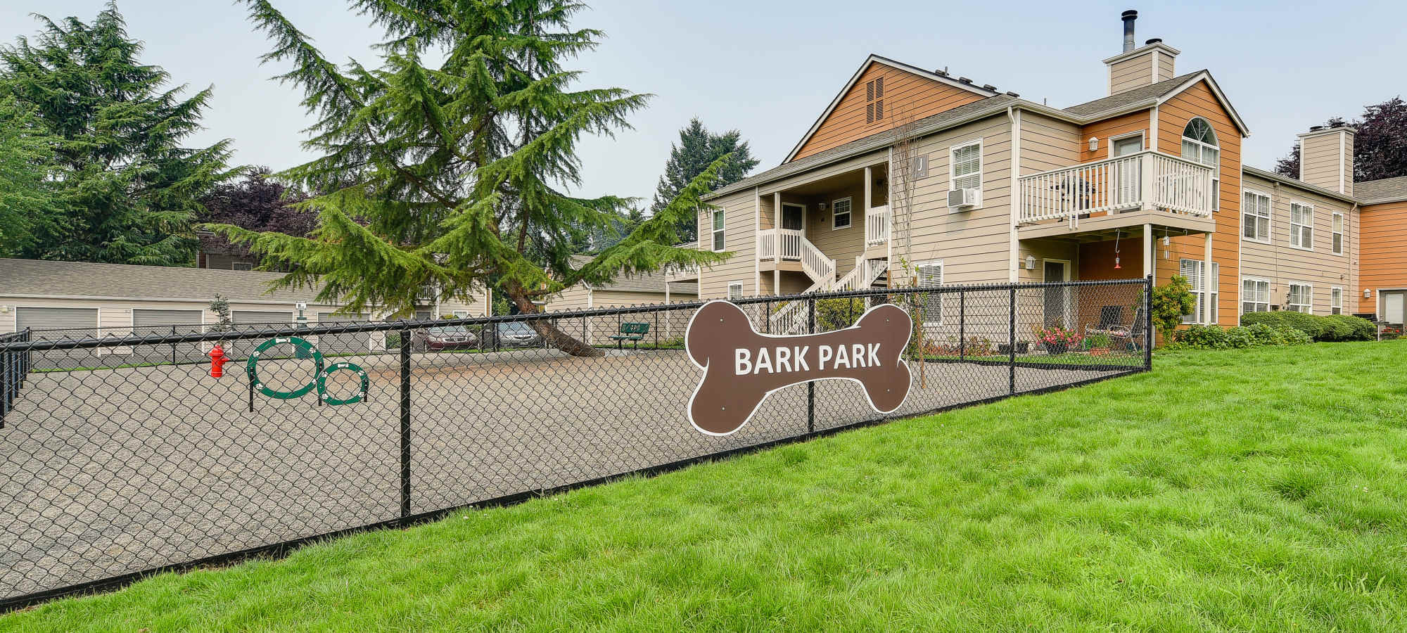 Pet Friendly at Carriage Park Apartments in Vancouver, Washington