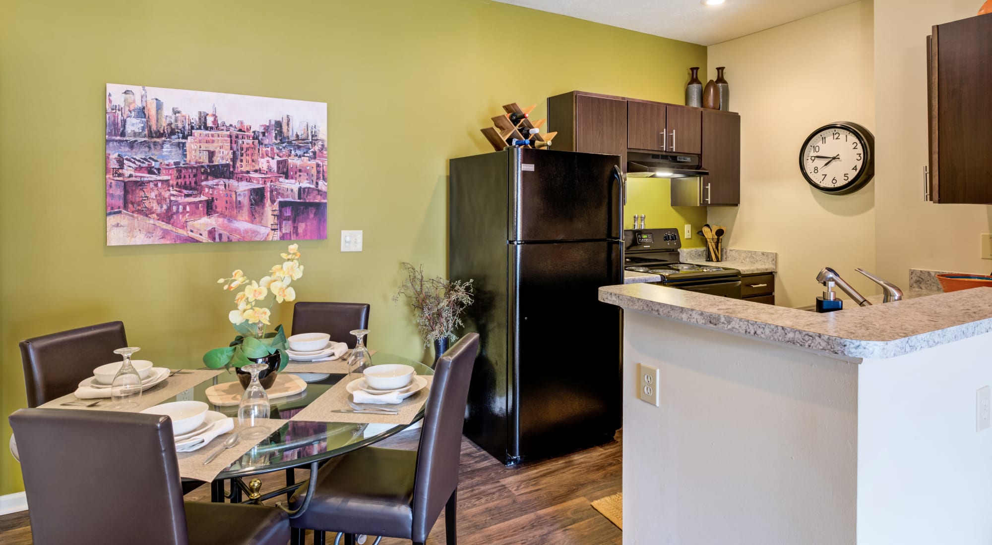 Schedule your tour of Alexander Court in Reynoldsburg, Ohio