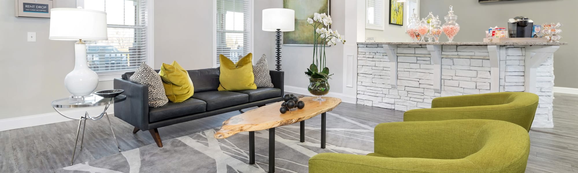 Virtual tours of Belle Vista Apartment Homes in Lithonia, Georgia