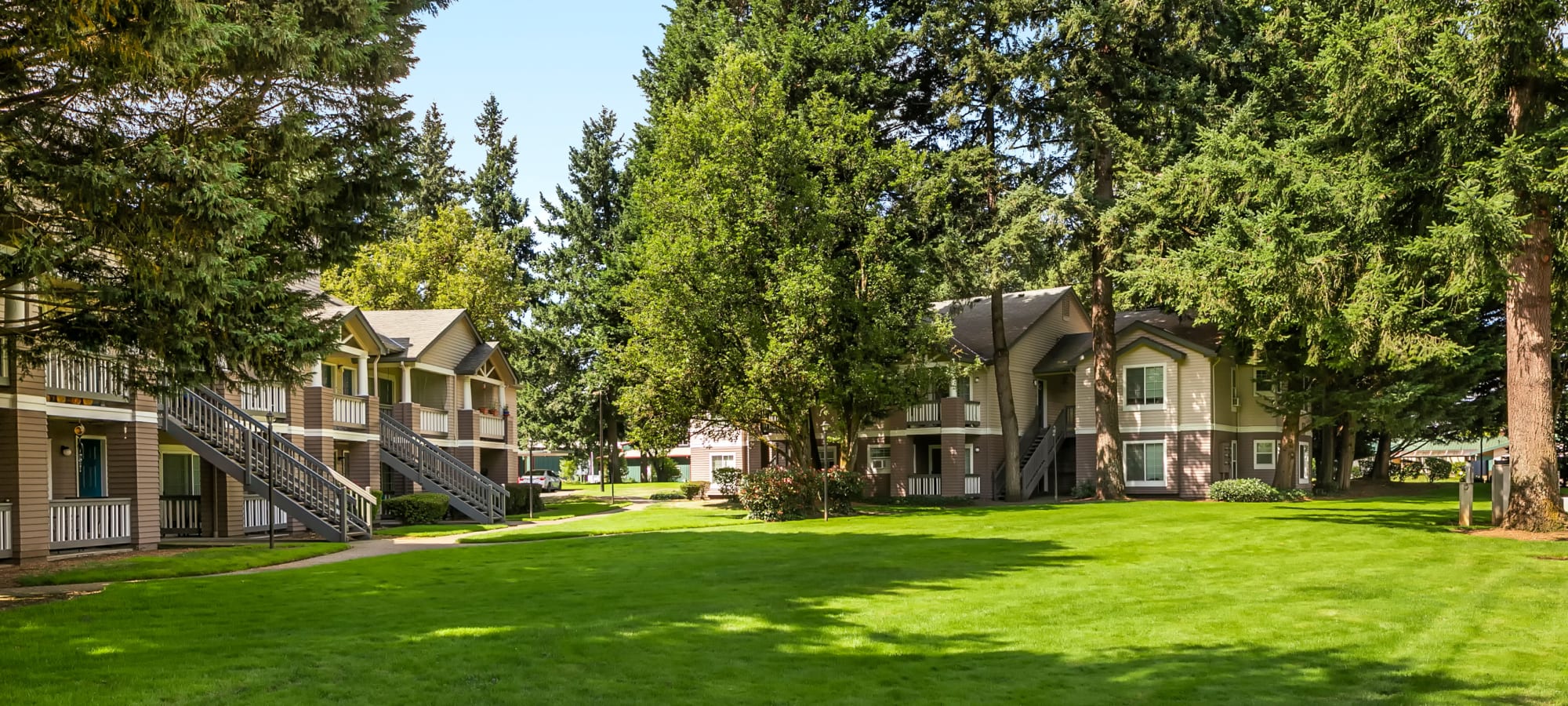 Apartments from Autumn Chase Apartments in Vancouver, Washington