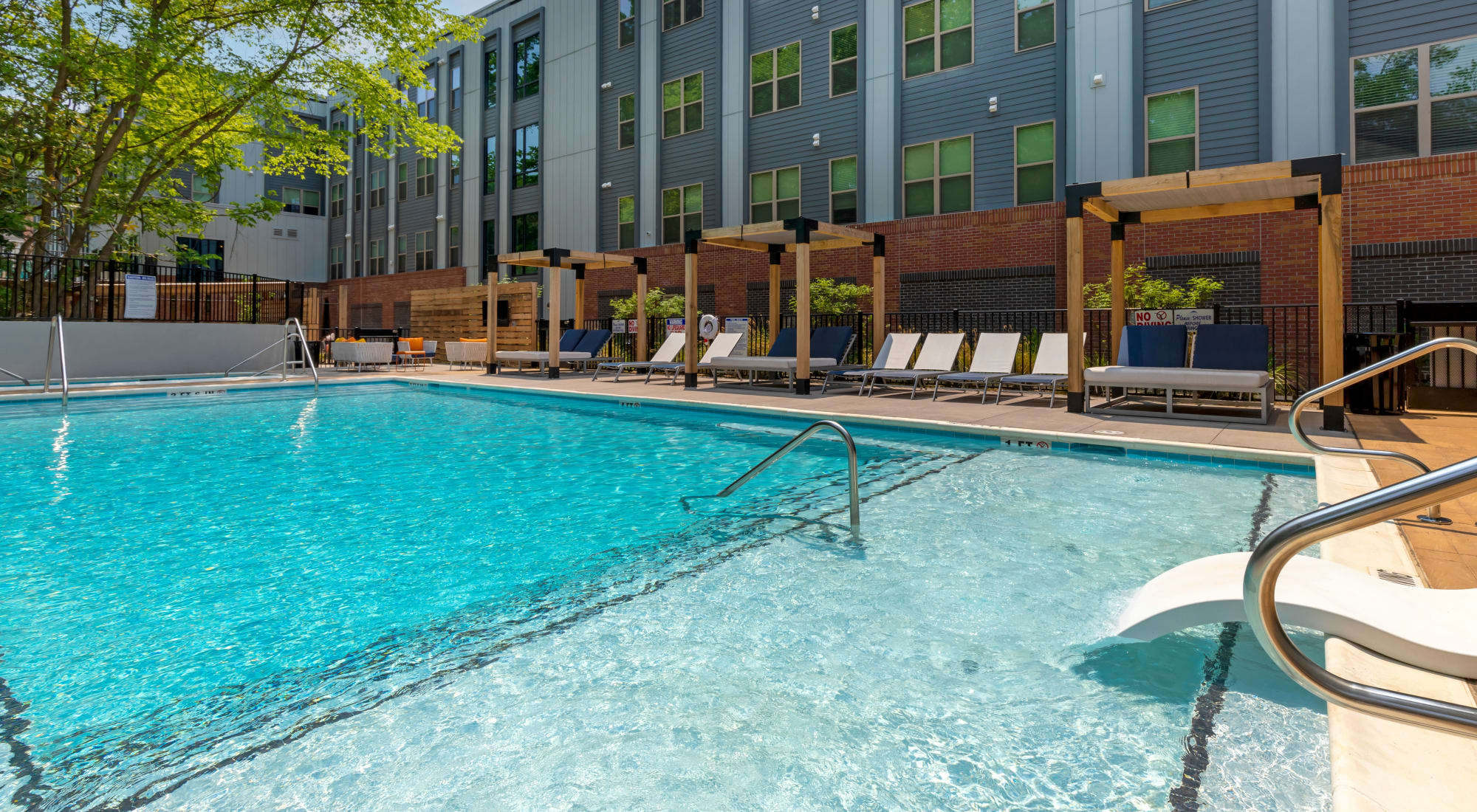 Raleigh Raleigh, NC Student Apartments near NC State