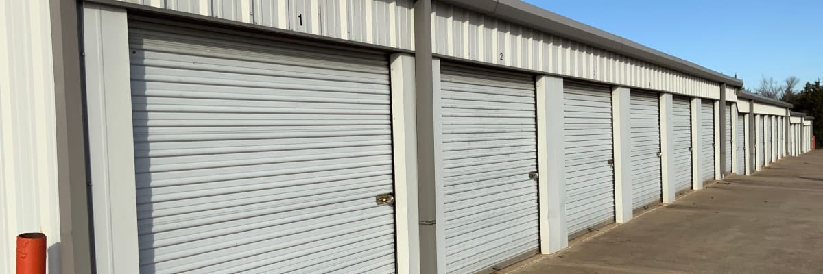 Features at KO Storage in Harrah, Oklahoma