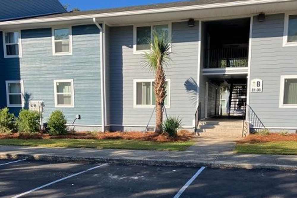 Community apartment with parking space at Filbin Creek in North Charleston, South Carolina