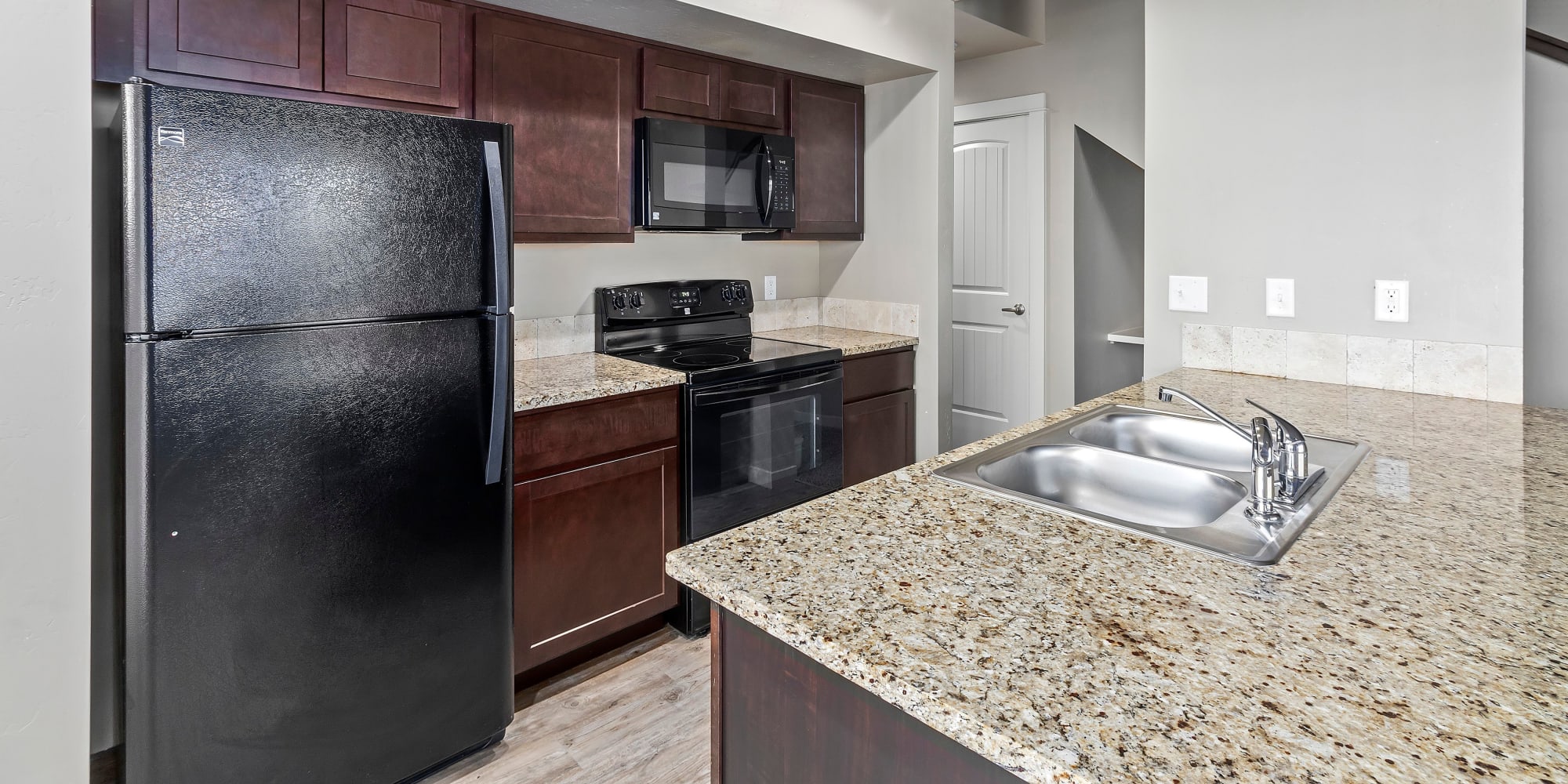 Apartments at Cedar Park & Canyon Falls Townhomes in Twin Falls, Idaho