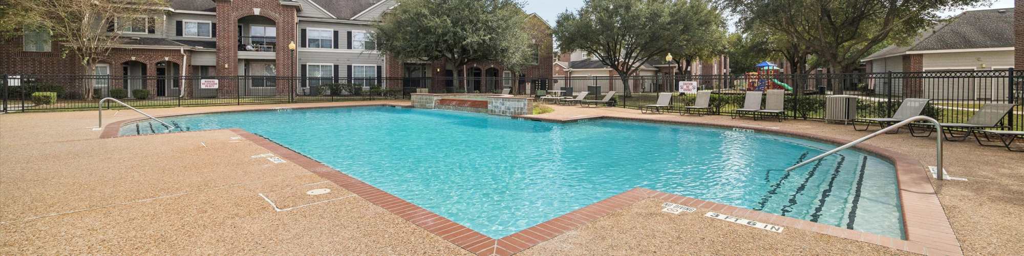 Amenities | Bristol Apartments in Houston, Texas
