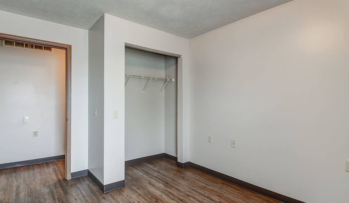 Bedroom at Cedar Glen I in Morgantown, West Virginia