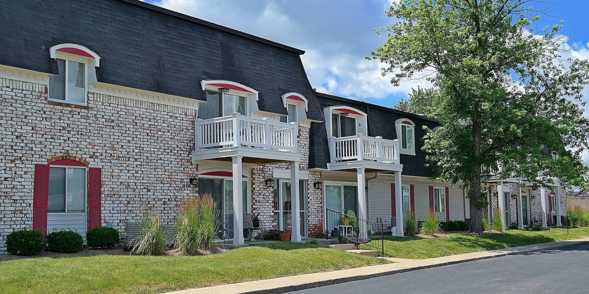 Apartments in Speedway, Indiana at The Hermitage