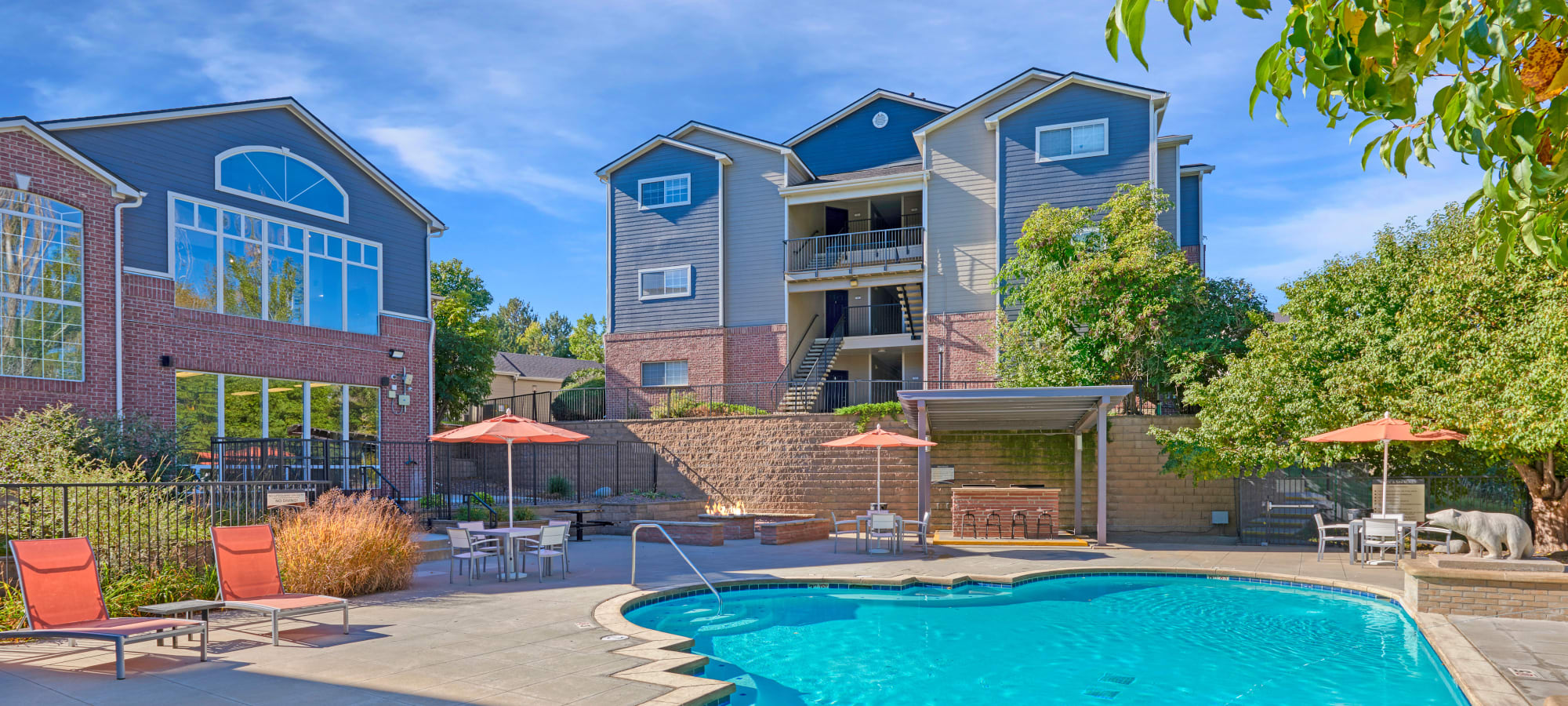 The Crossings at Bear Creek Apartments in Lakewood, Colorado