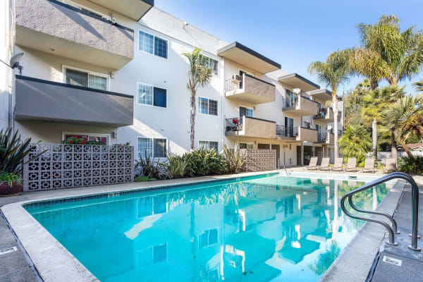 Swimming pool at Courtyard in Hayward, California