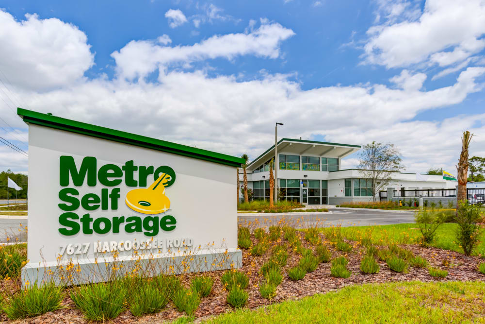 Exterior Sign at Metro Self Storage in Orlando, Florida