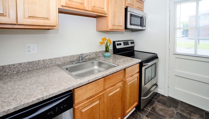 Enjoy apartments with a unique kitchen at Roberts Mill Apartments & Townhomes