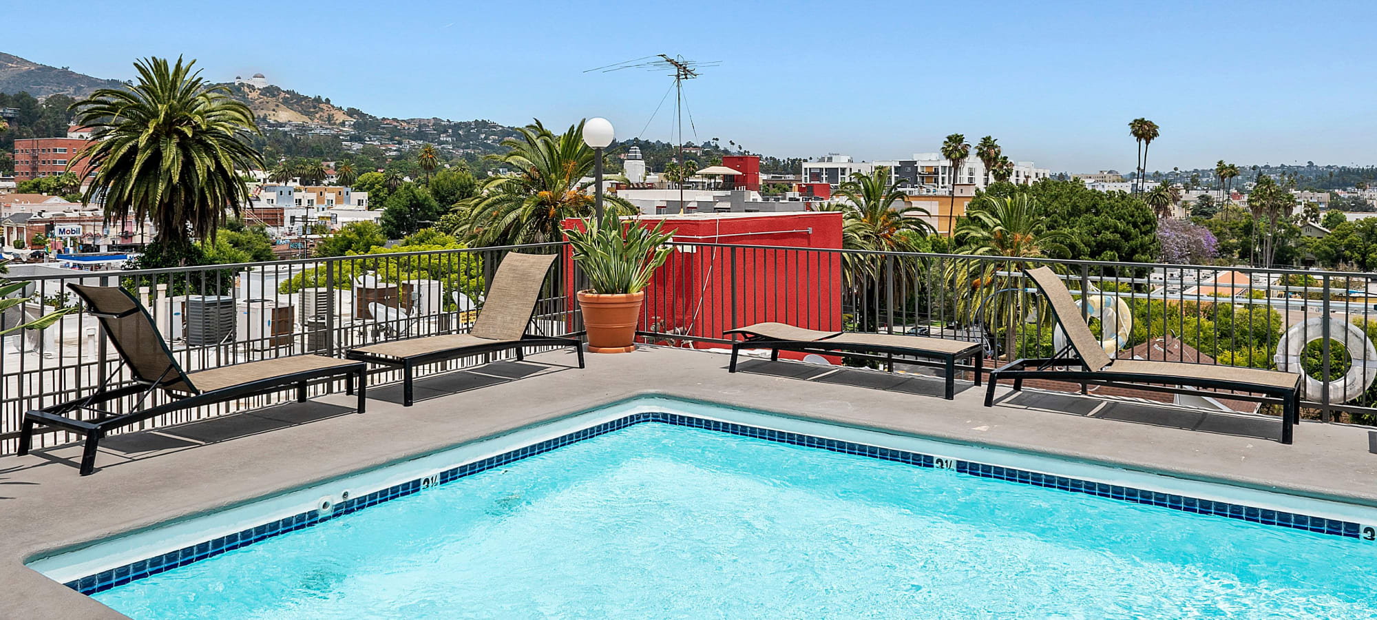 Apartments at Media Towers in Los Angeles California