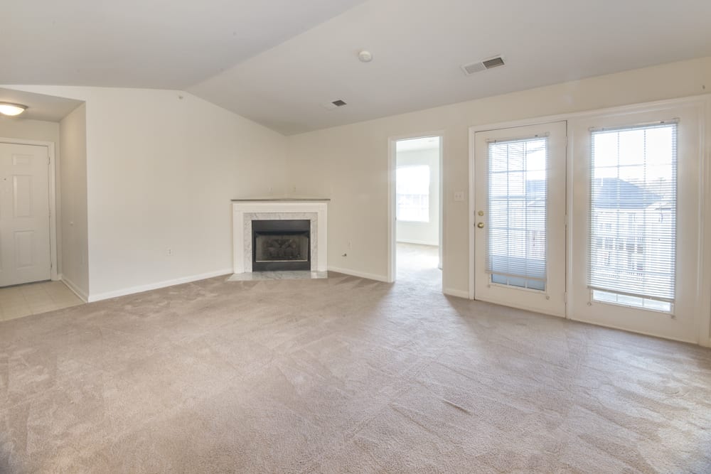 Spacious apartment with fireplace at The Greens at Sunchase in Farmville, Virginia