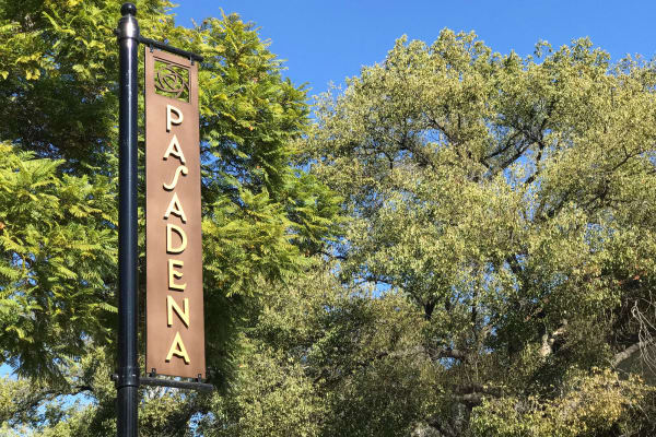 Regency Park Senior Living, Inc. in Pasadena, California signage