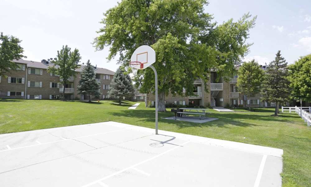 An on-site basketball court at Highland Pointe Apartments in Cottonwood Heights, Utah