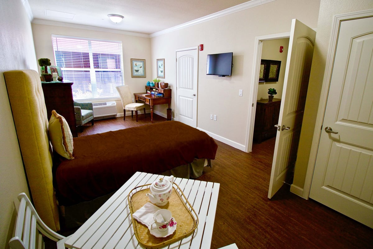 A bedroom at Isle at Watercrest Mansfield in Mansfield, Texas