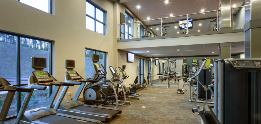 Spacious gym area at Reserve at the Ballpark in Atlanta, Georgia