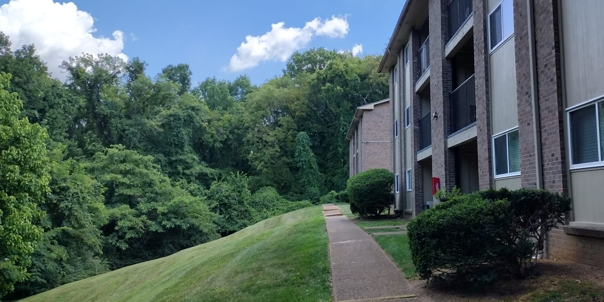 Candlewood Apartment Homes in Nashville, Tennessee