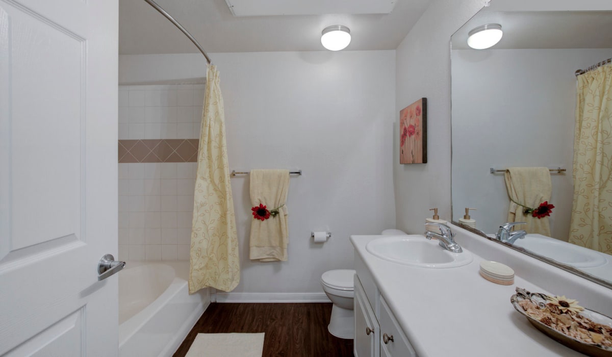 Photos of Walnut Ridge Apartments in Bastrop, TX