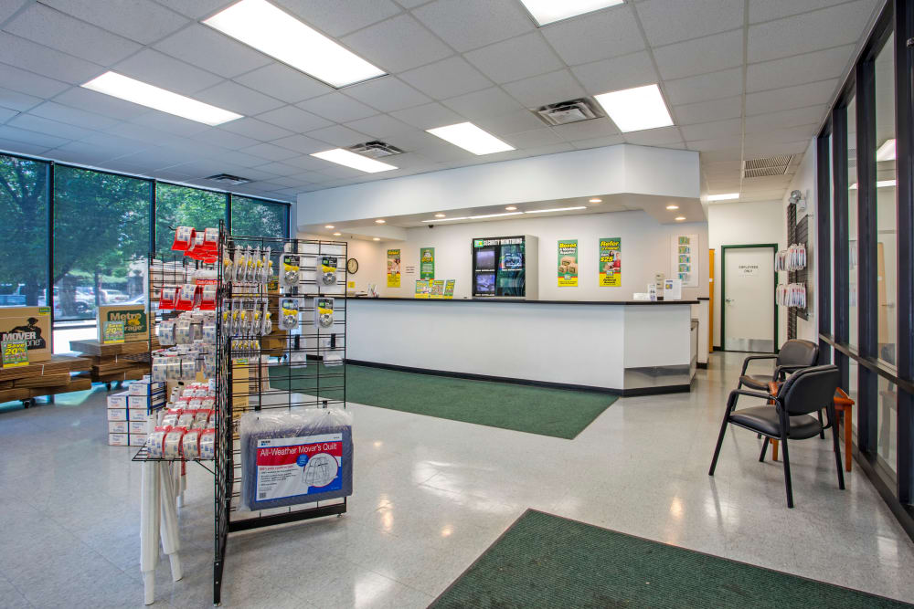 Storage Supplies Available at Metro Self Storage in Chicago, IL