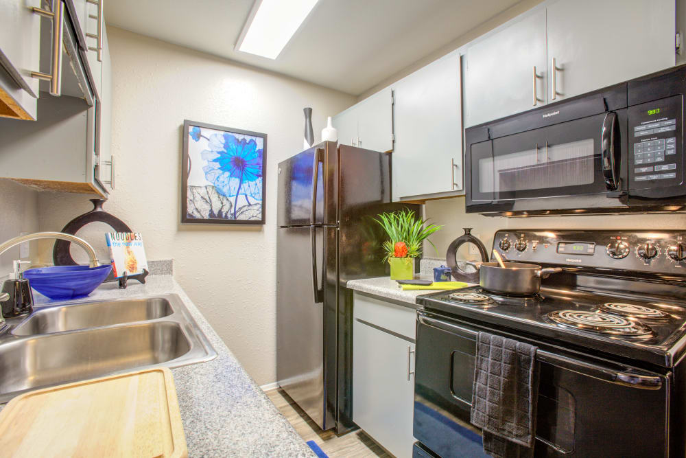 Model kitchen at Verde Apartments in Tucson, Arizona