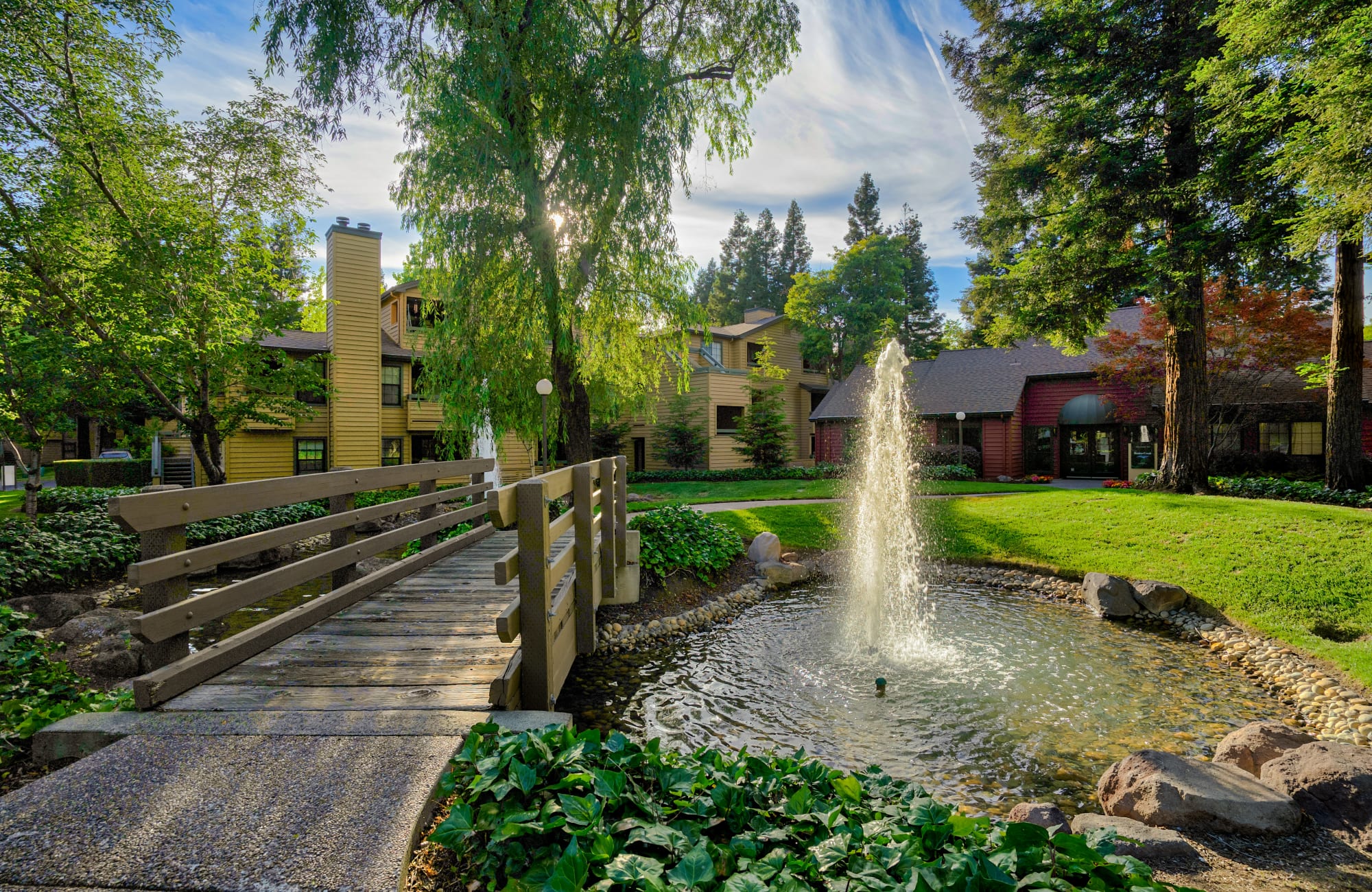 Shadow Lane Santa Rosa, CA Apartments for Rent | Shadow Creek Apartments