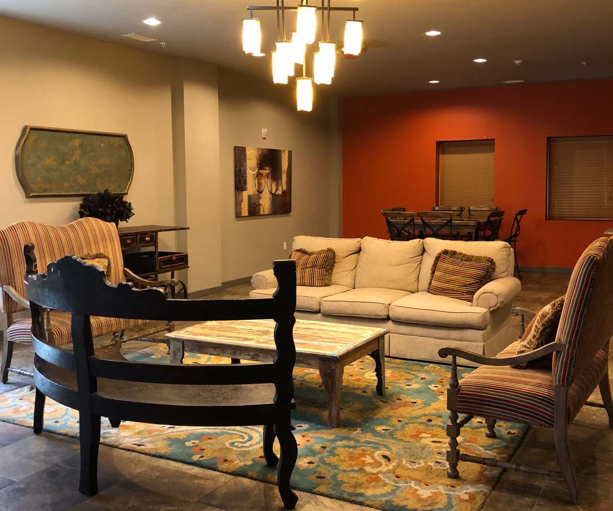 Community room at 141 Lofts in Monroe, Louisiana