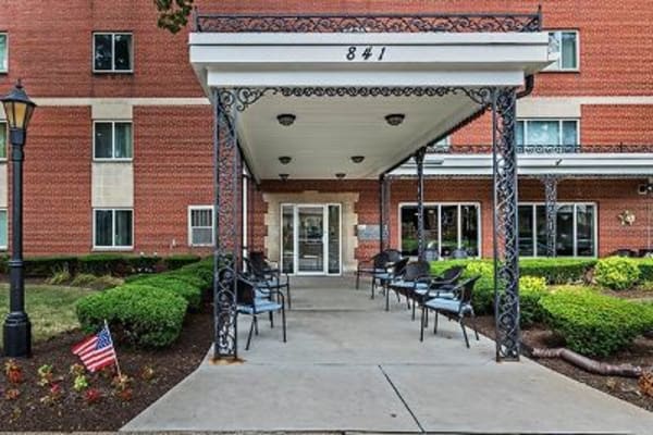 Exterior of The Avalon Apartment Homes in Avalon, Pennsylvania
