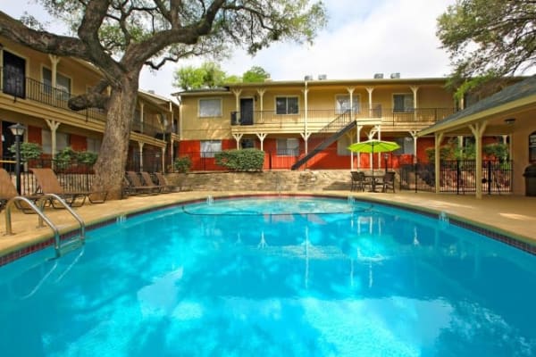 Luxury swimming pool at Bridge at Terracina in Austin, Texas