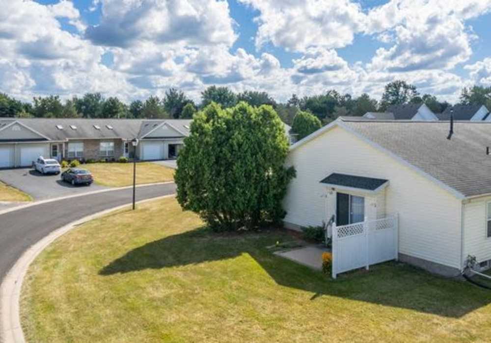 Charming community at Countryshire Estates in Rochester, New York
