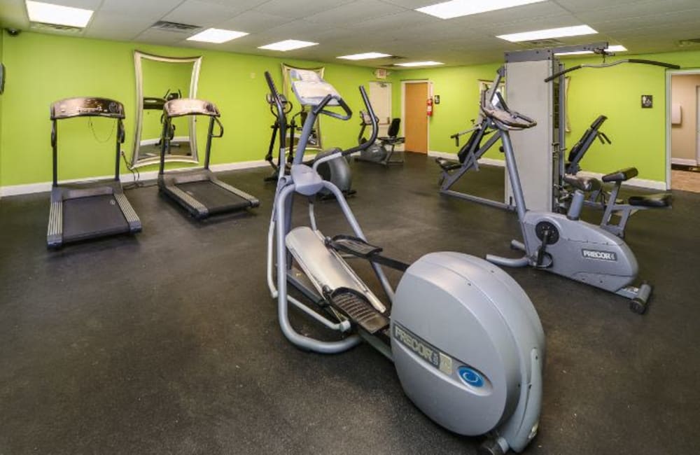 Photos of Fox Run Apartments & Townhomes in Bear, DE