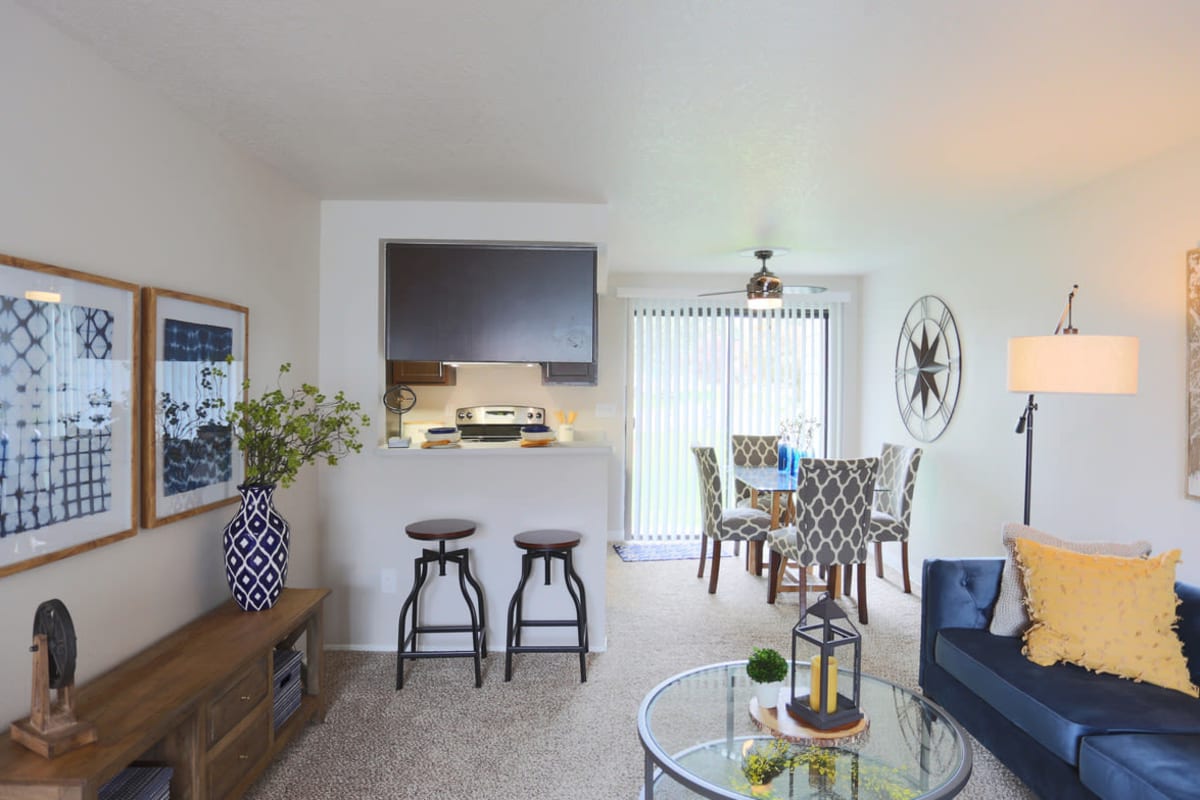 Apartment living room at Boulder Creek in Wilsonville, Oregon