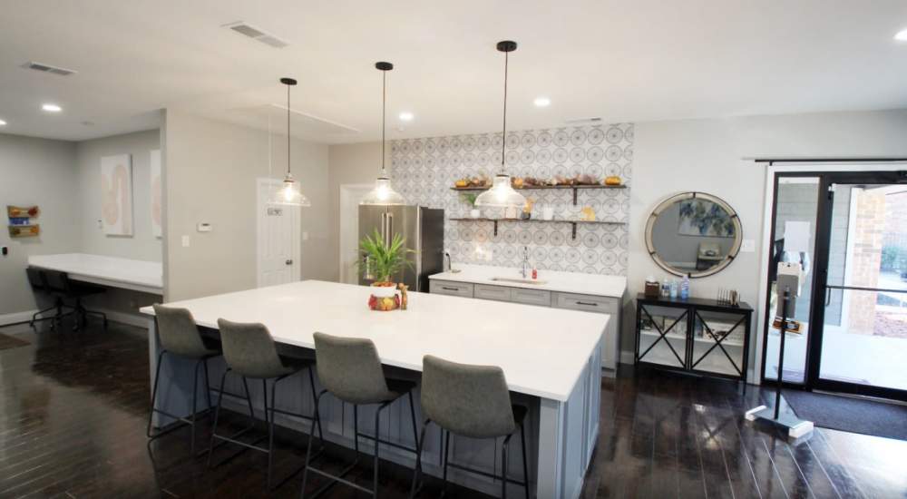 Clubhouse at Creekstone in Dallas, Texas