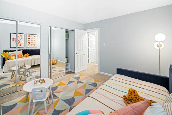 Mid-century modern living room at Fairfield Crossing Apartments in Falls Church, Virginia