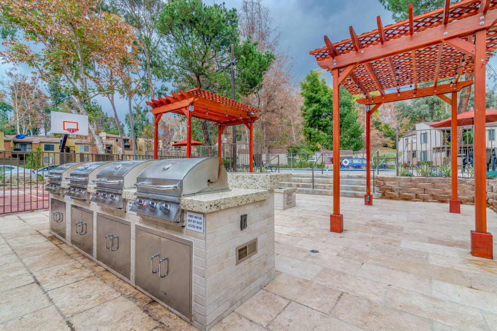 Grilling Area at Sycamore Canyons Apartments in Riverside, California