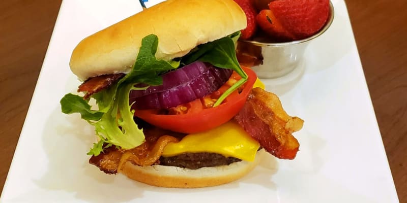 Fresh burger at Maple Ridge Senior Living in Ashland, Oregon