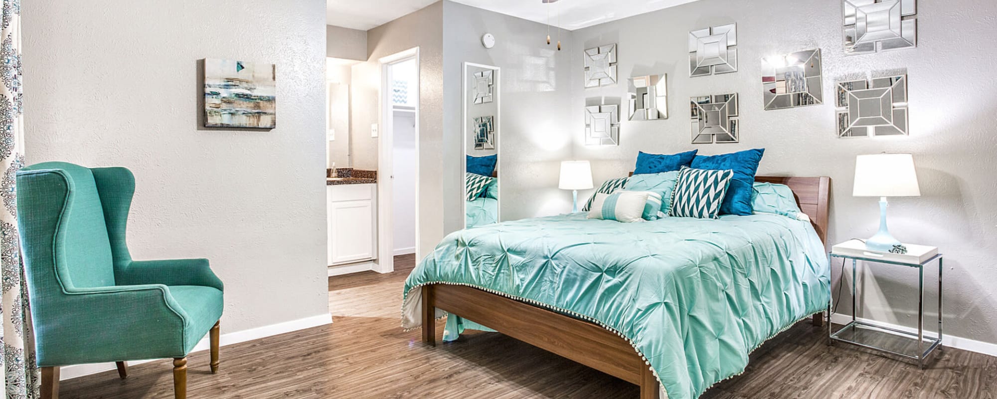 Dallas, Texas, apartments at Estancia Estates