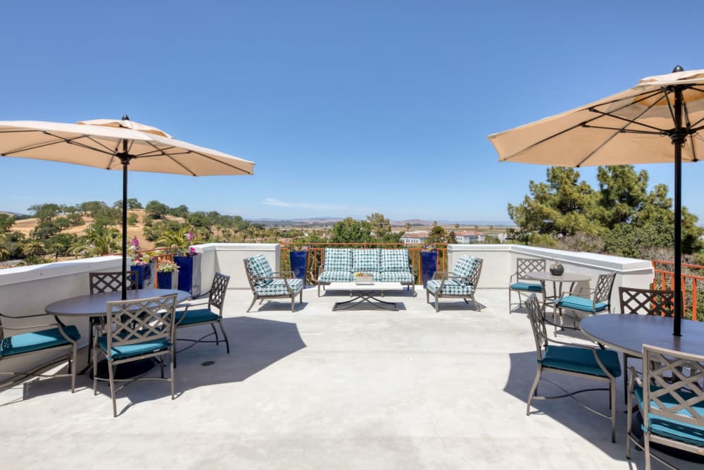 Exterior with seating at The Bluffs at Hamilton Hill in Novato, California