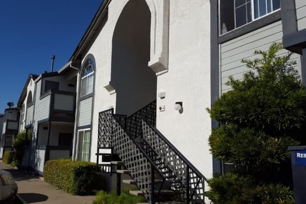 Exterior of apartments at Wyda Garden Apartments in Sacramento, California