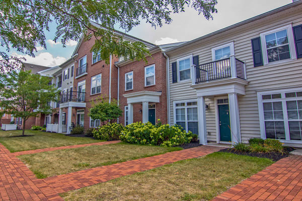 Gorgeous apartments at Chelsea Place in Toledo