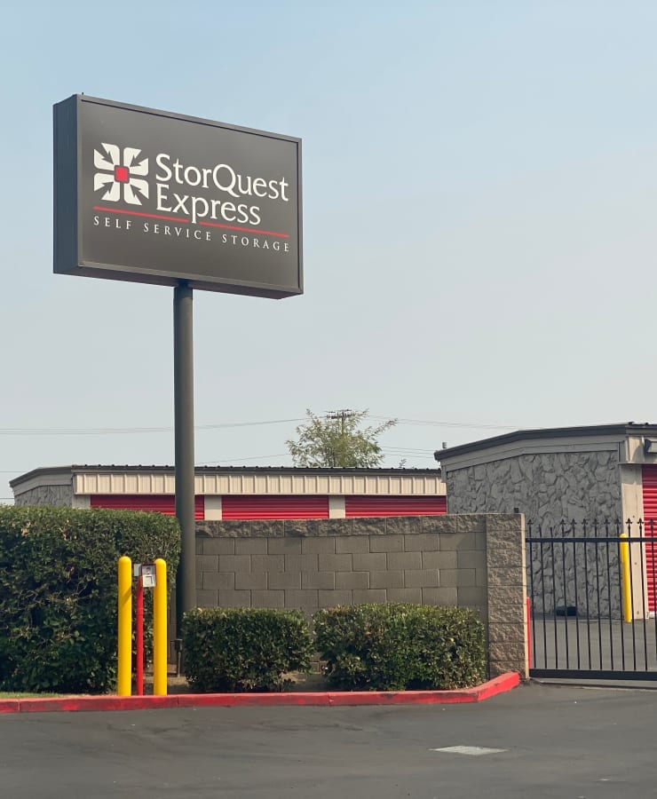 The exterior of the main entrance at StorQuest Express Self Service Storage in Sacramento, California